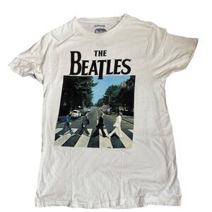 The Beatles Abbey Road  Short Sleeve Graphic T Shirt Tee Size Petite Small